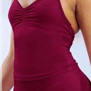 Women's Burgundy compression top